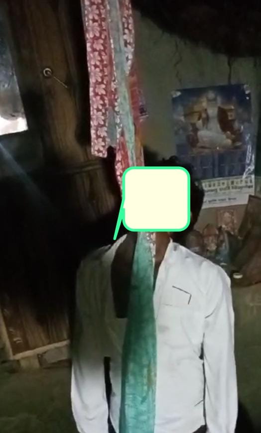 रायबरेली-आर्थिक तंगी के चलते युवक ने  लगाई फांसी,,,,,