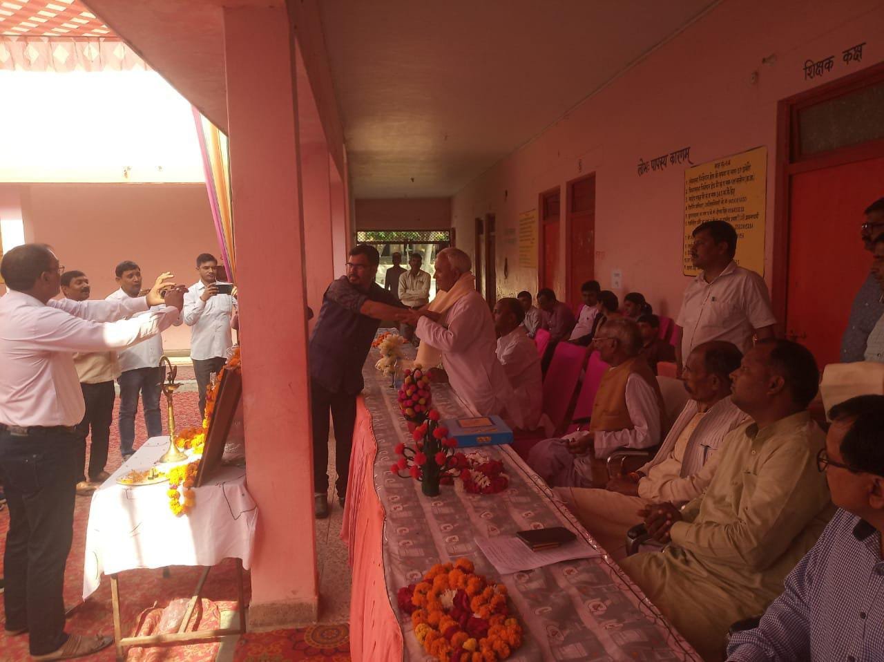 Raibareli-पुरातन छात्रो का सम्मान समारोह एवं गोष्ठी का हुआ आयोजन