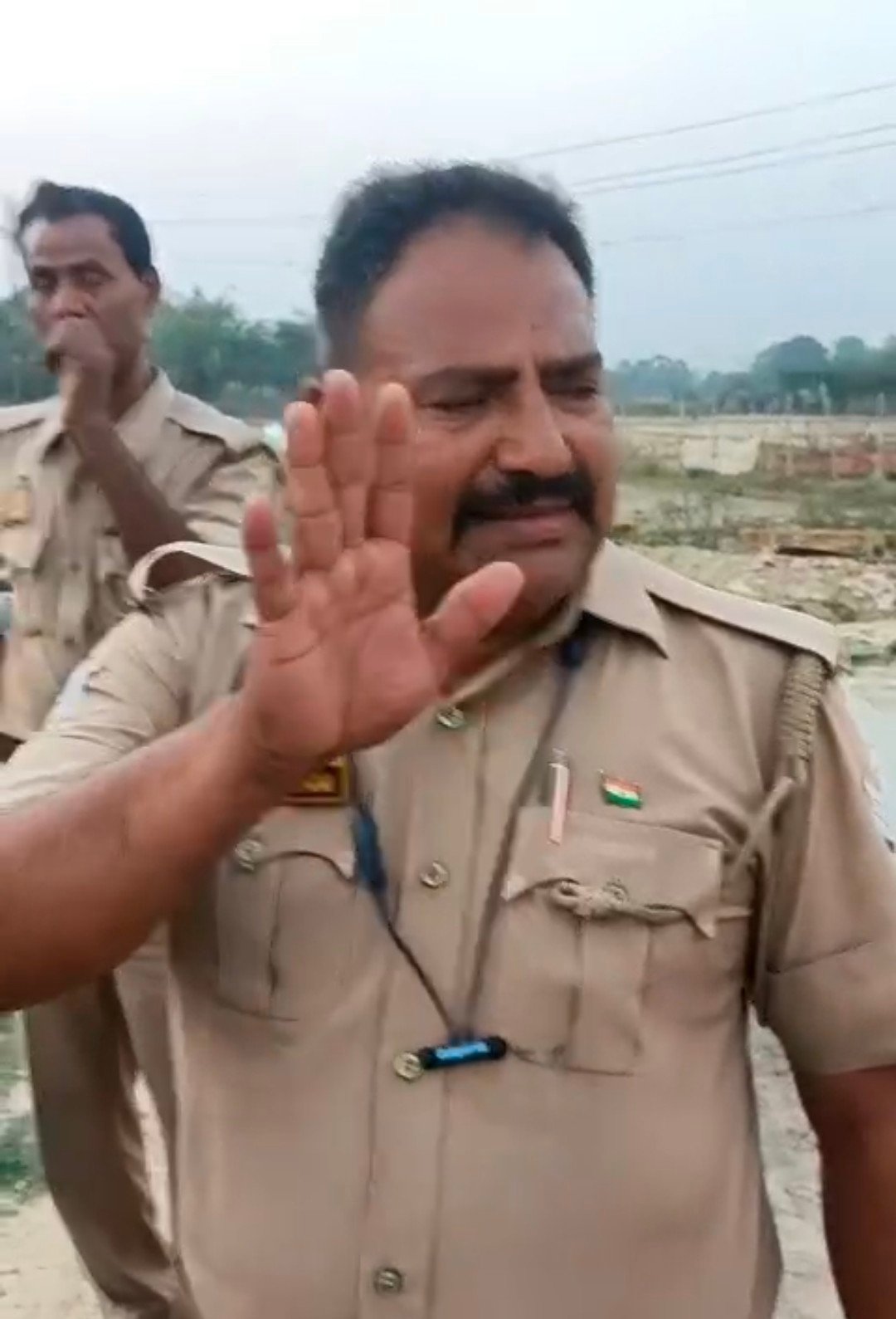 रायबरेली में मित्र पुलिस की छवि को बट्टा लगा रही खीरो पुलिस 