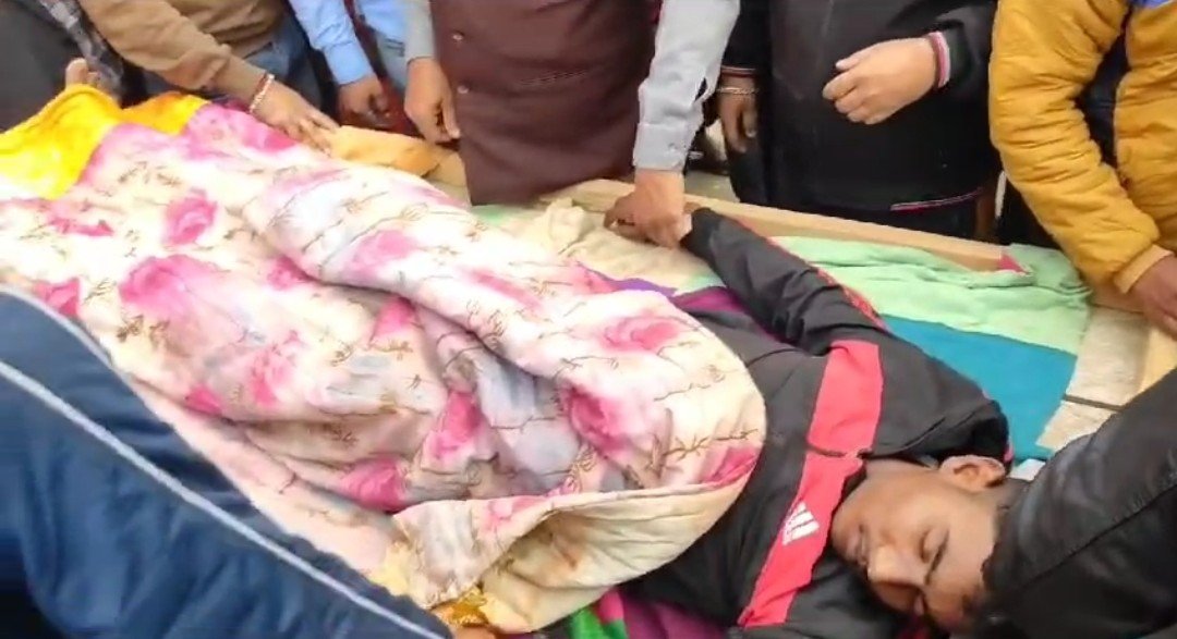 Raibareli- पुलिस पर थर्ड डिग्री देने का लगा गंभीर आरोप