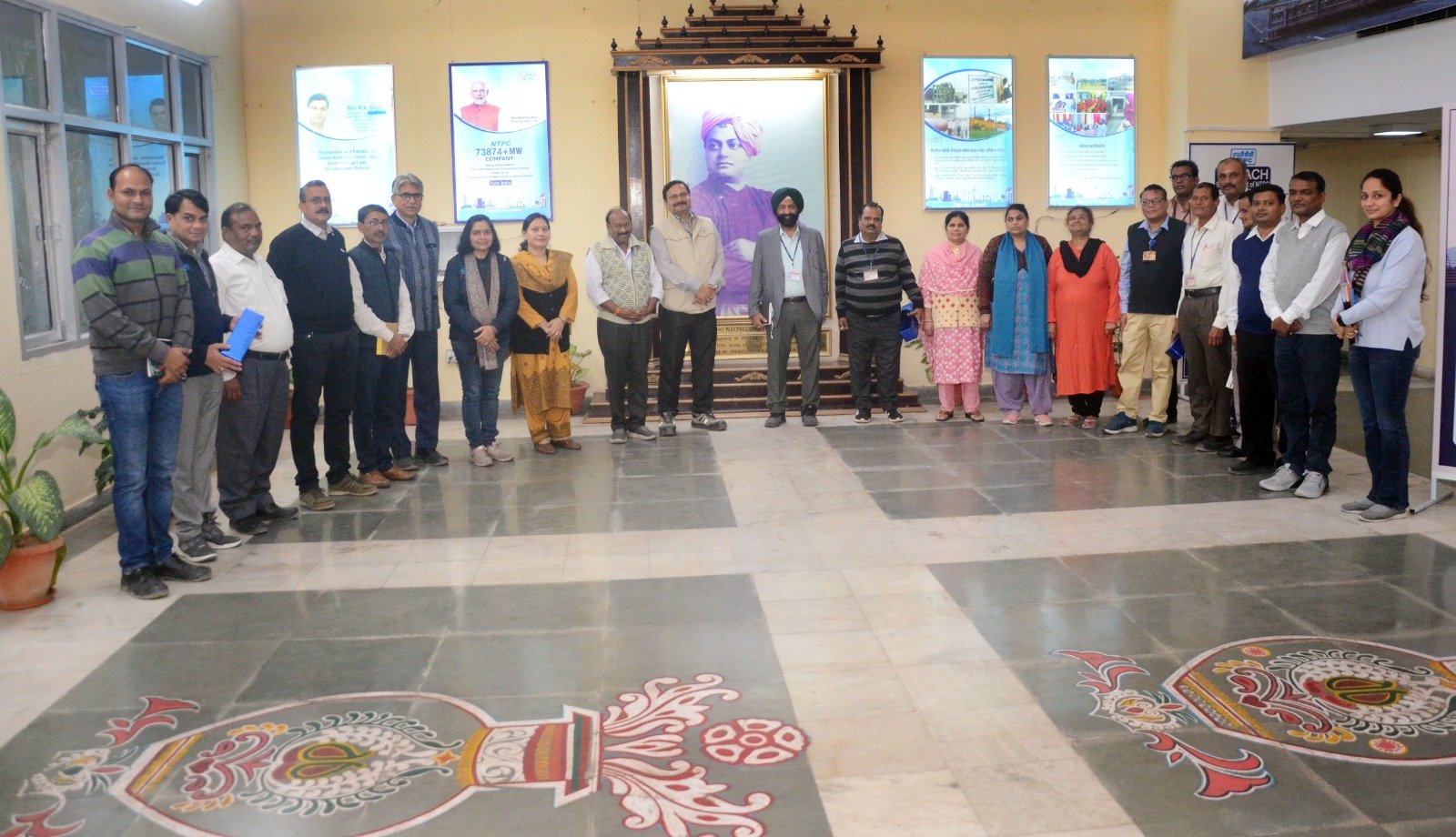 अंतरराष्ट्रीय दिव्यांग दिवस पर दिव्यांग कर्मचारियों को किया सम्मानित*