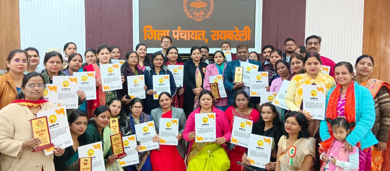 नवाचार और निपुण भारत से बेसिक शिक्षा की सुधरी हालत: दिनेश प्रताप सिंह