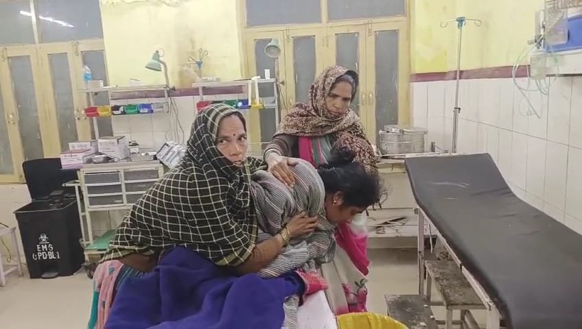 Raibareli-जहरीला पदार्थ खाने से महिला की हालत नाजुक