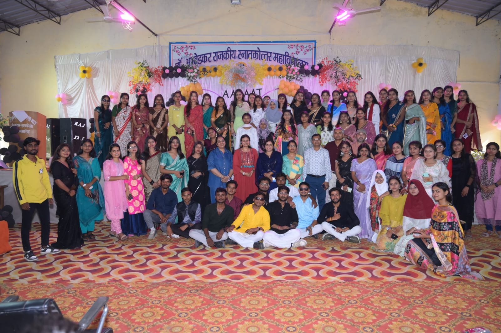 रायबरेली-भावनात्मक प्रस्तुति देकर साथी छात्राओं को दी बिदाई , गुरुजनों ने दिया अशीष