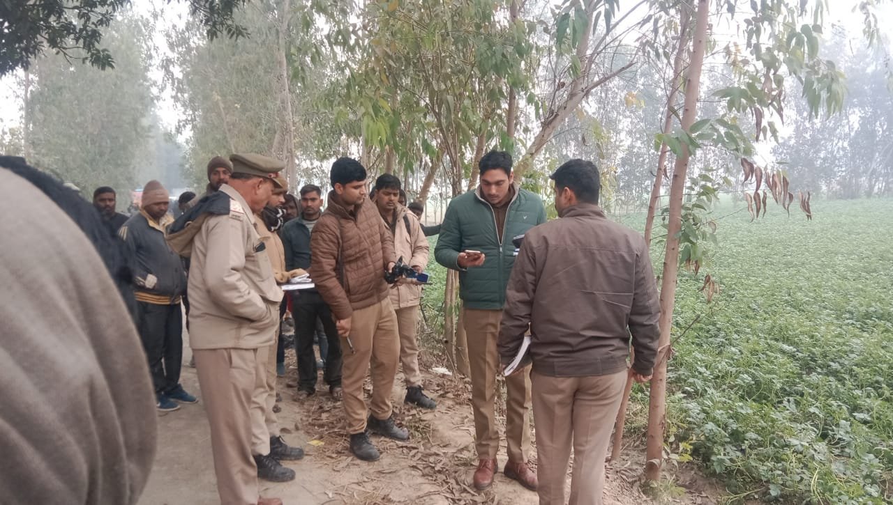 रायबरेली-घर से चंद कदम की दूरी पर सड़क किनारे मिला अधेड़ का शव,,,,