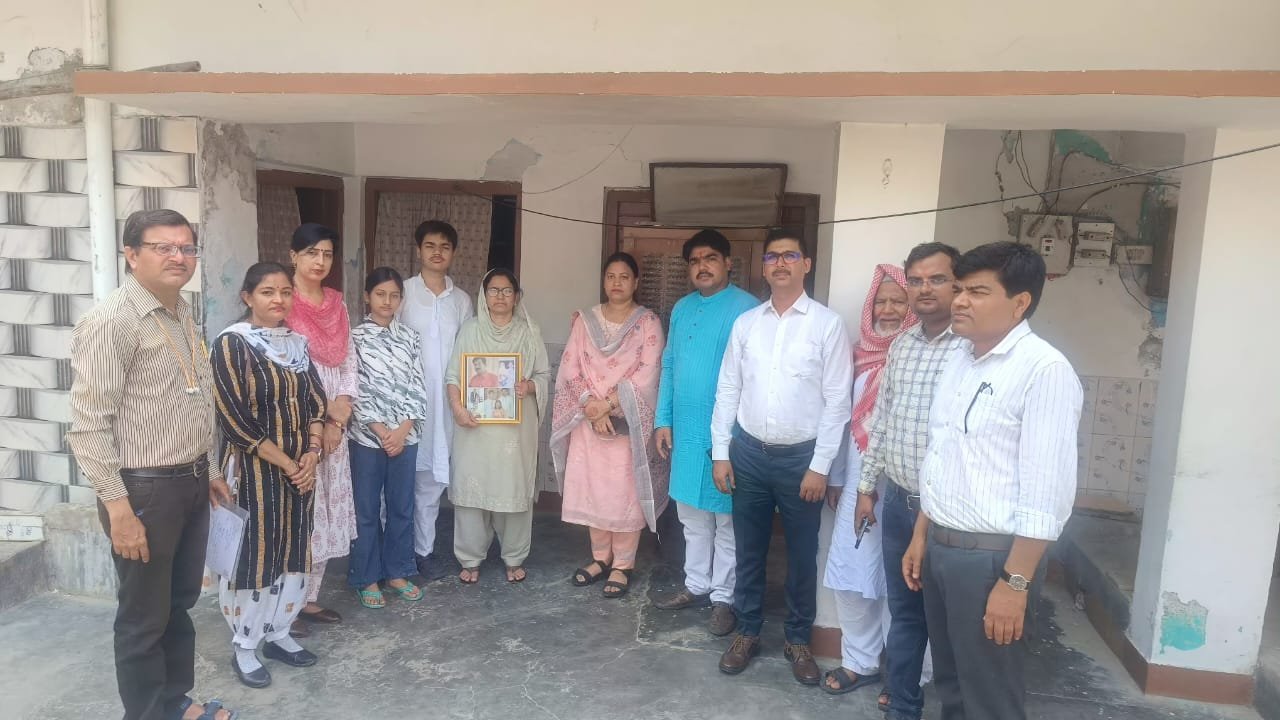 रायबरेली -टीचर्स सेल्फ केयर टीम करेगी दिवंगत शिक्षक के परिवार को 50 लाख तक की मदद