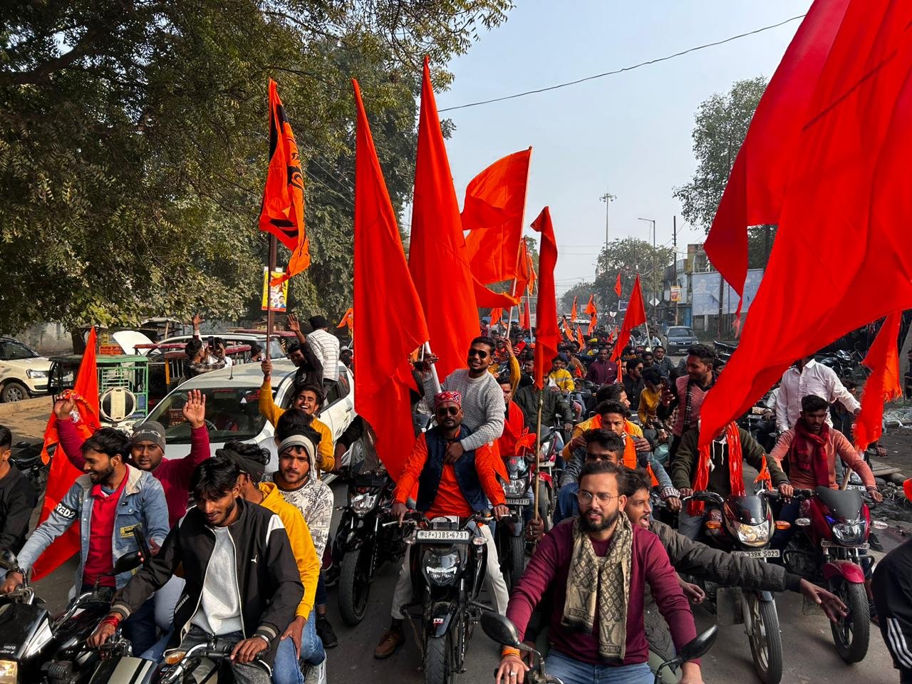 श्री राम प्राण प्रतिष्ठा के शुभ  अवसर पर सूंची कस्बे में दिखा युवाओ में जोश व निकाली गयी भव्य शोभा यात्रा
