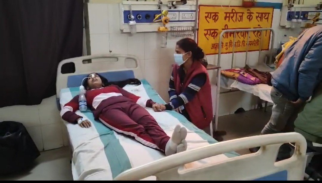 बड़ी खबर-युवती ने खाया जहरीला पदार्थ,हालत नाजुक