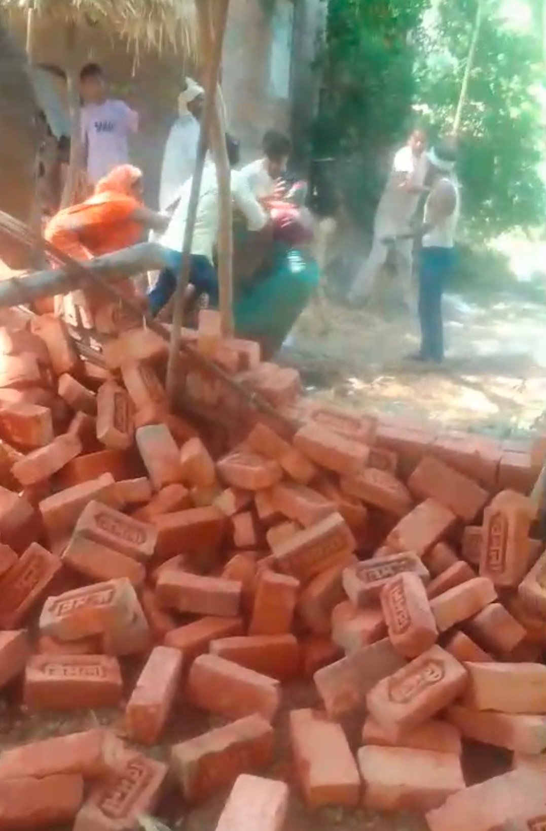 रायबरेली में मामूली बात को लेकर दो पक्षों में हुआ खूनी संघर्ष