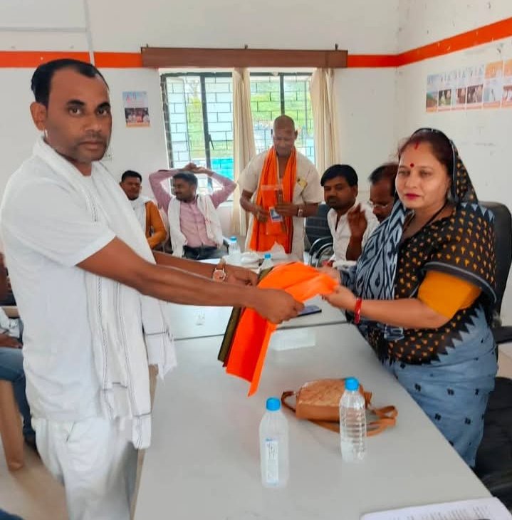 रायबरेली-मोदी सरकार में देश ने विकास की भरी नई उड़ान - रंजना चौधरी