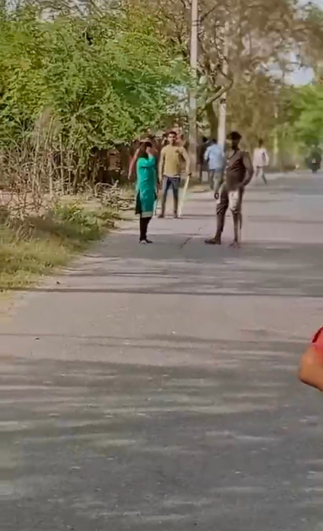 Raibareli-सलोन थानेदार की निष्क्रियता से बढ़ रहा है सलोन में दबंगो का इक़बाल