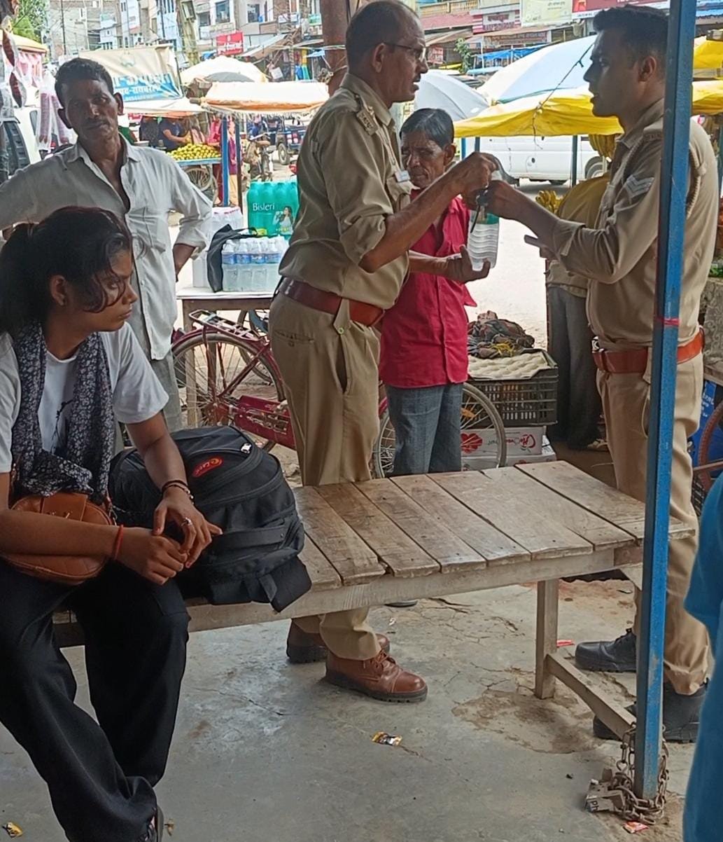 रायबरेली-घर से भागी हुई किशोरी को बाइक पर लिफ्ट देना पडा भारी जाने कैसे,,,,?