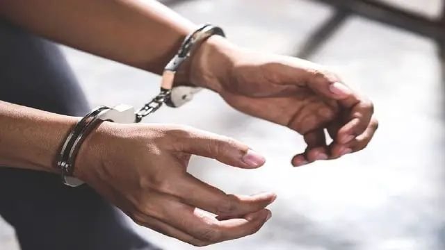 रिश्वत की दूसरी किश्त लेते रंगेहाथ पकड़ा आरपीएफ पोस्ट प्रभारी, विजिलेंस के एक्शन पर मची खलबली