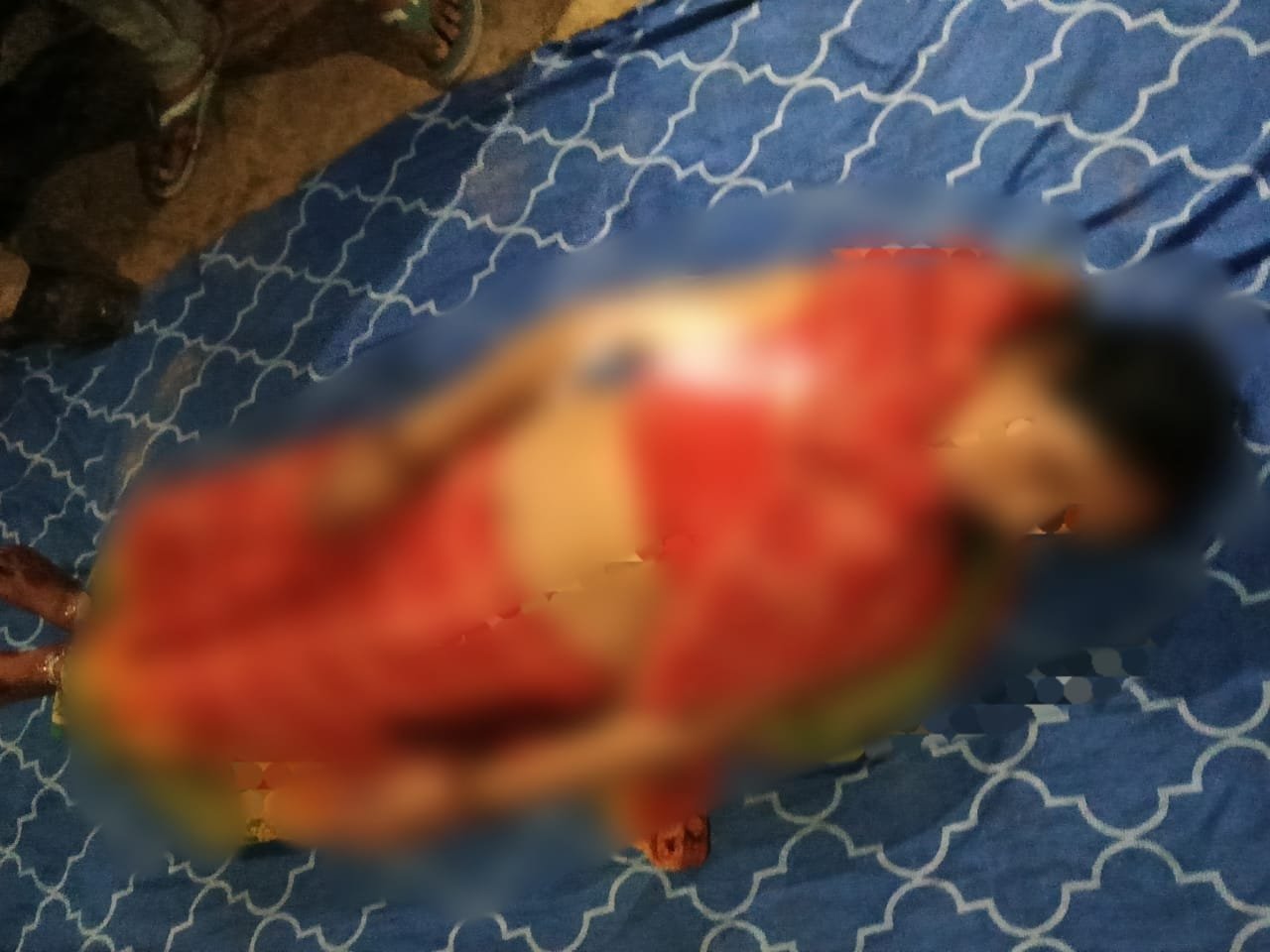 रायबरेली-घर के अन्दर बल्ली के सहारे फंदे पर एक बुजुर्ग महिला का मिला शव,,, 