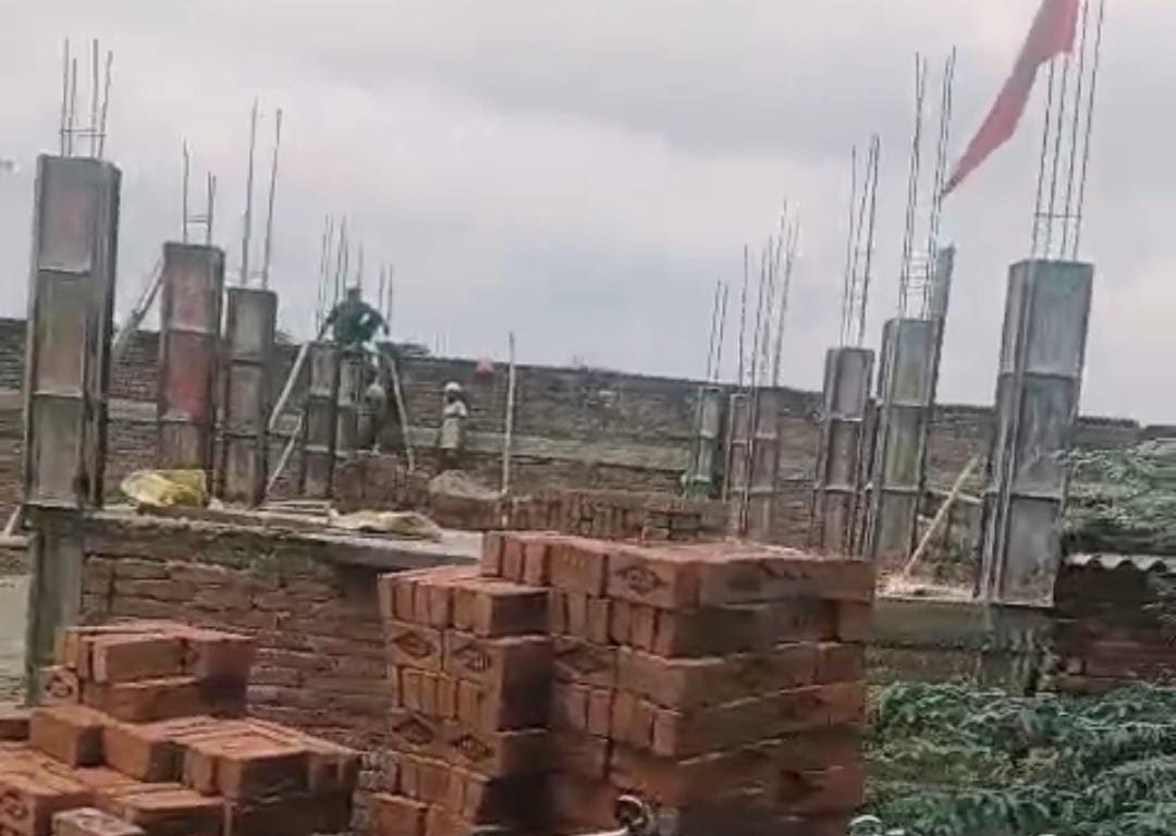 रायबरेली-बहेरवा ग्राम सभा में महापुरुषों वा सुरक्षित भूमि समेत ऊसर ताक बेच डाला भू माफियाओं नें,जिम्मेदार मौन,,, 