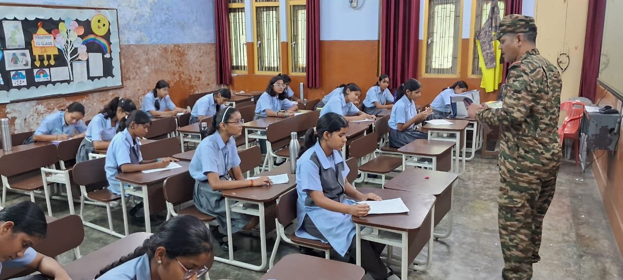 रायबरेली-एनसीसी कैडेट चयन चिन्मया विद्यालय, एनटीपीसी में आयोजित,,, 