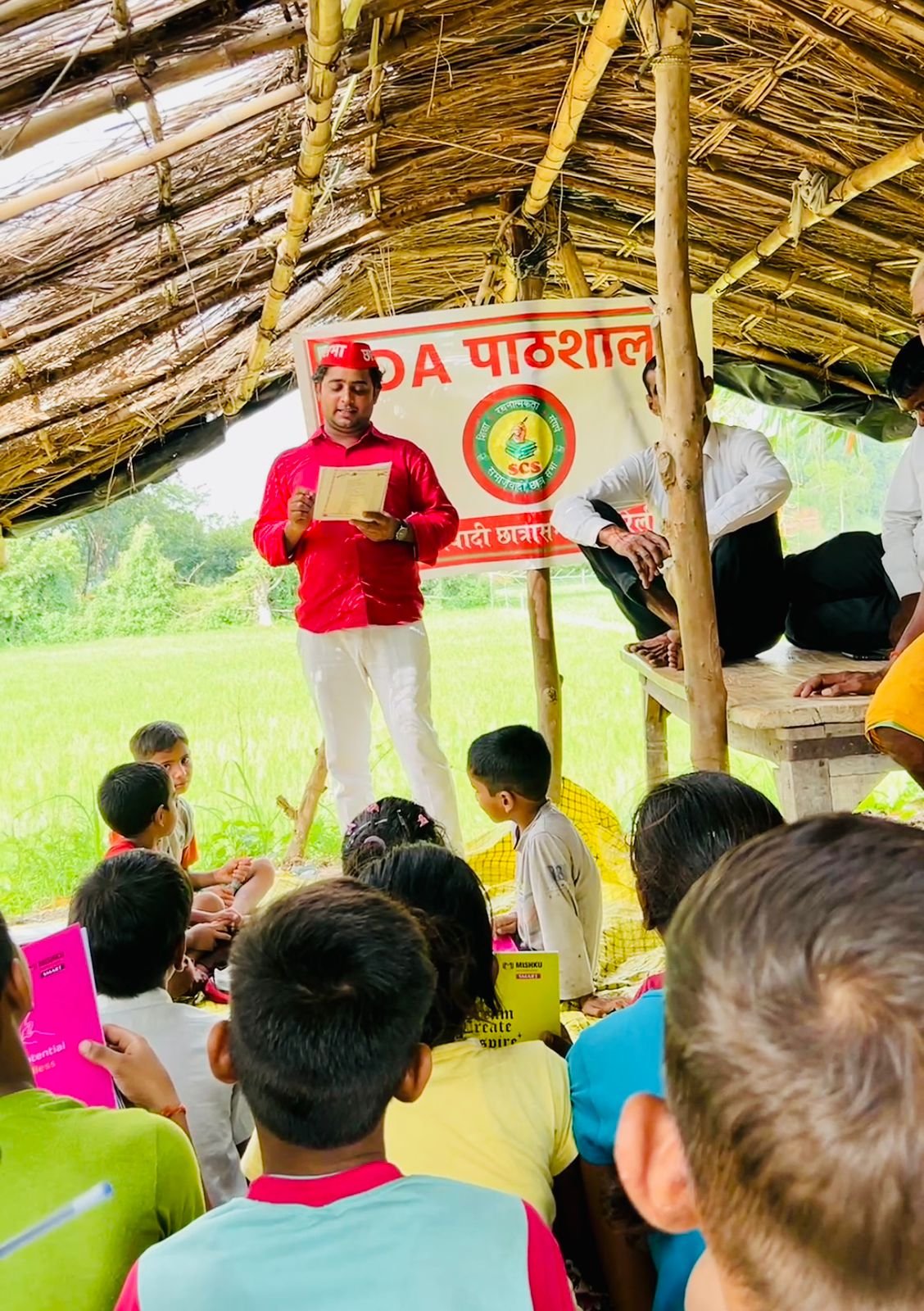 रायबरेली-सरकारी स्कूलों को बंद करने के खिलाफ समाजवादी छात्रसभा ने चलाया “PDA पाठशाला” अभियान