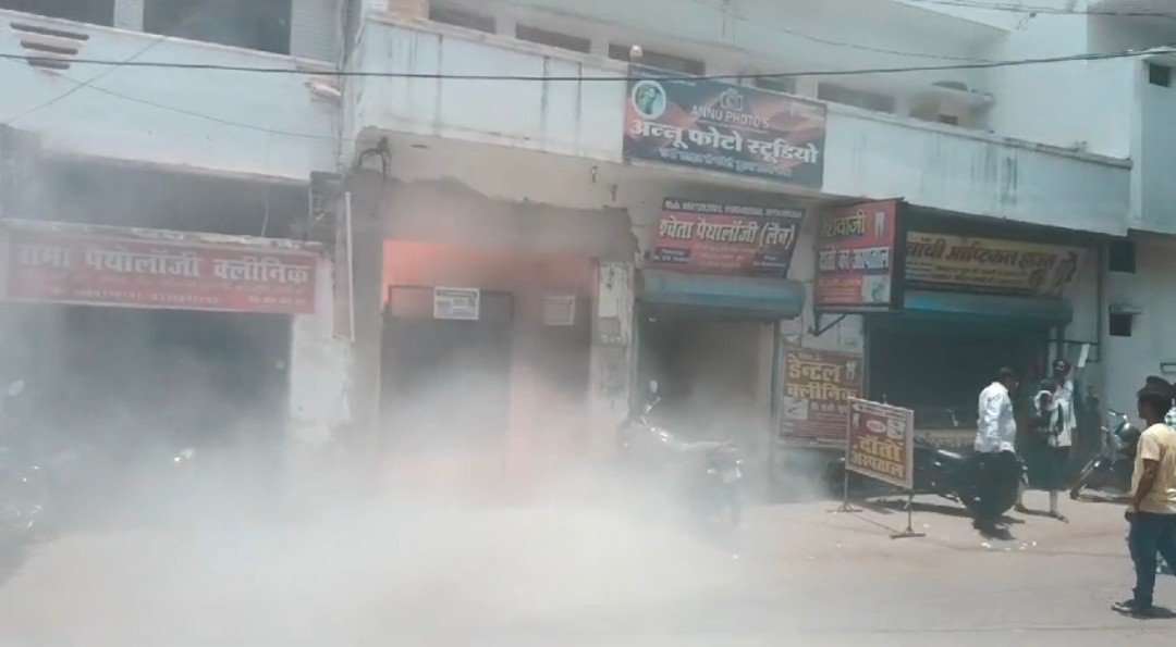 Raibareli-शार्ट सर्किट से पैथालॉजी में लगी आग