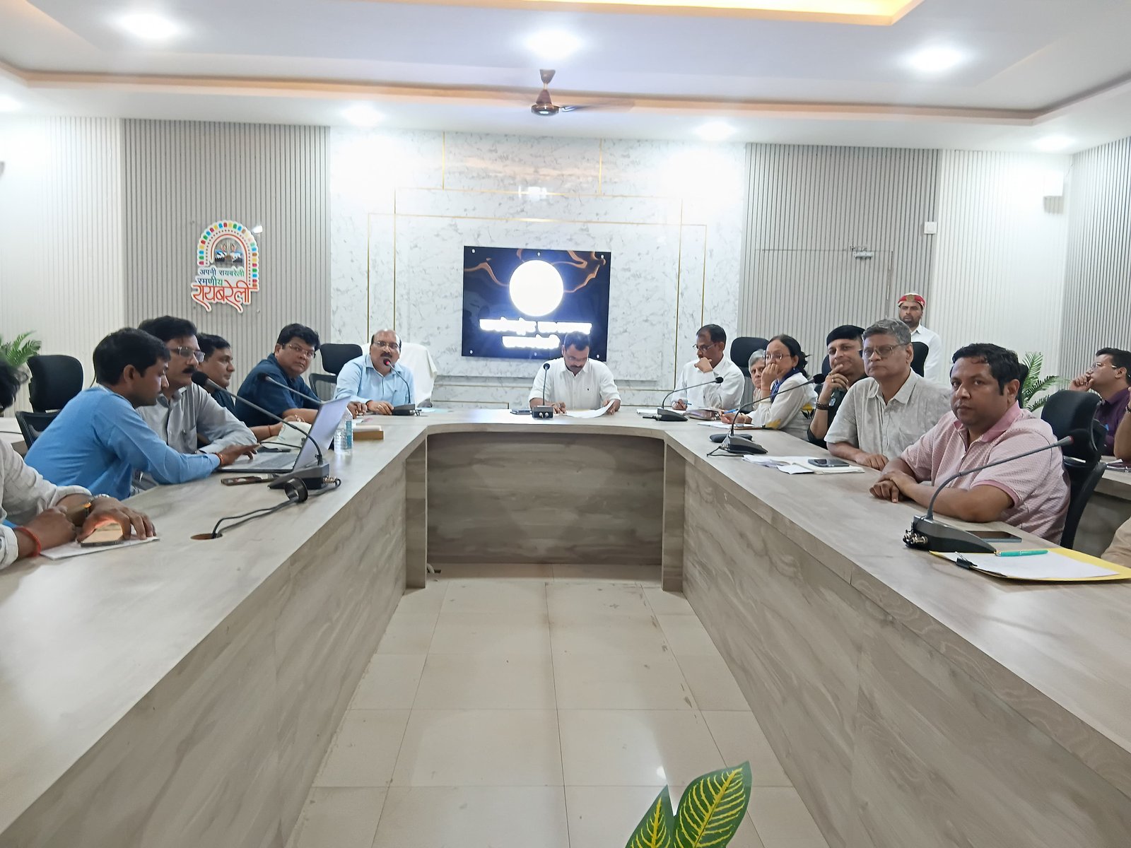 रायबरेली-फाइलेरिया उन्मूलन कार्यक्रम के अंतर्गत सर्वजन दवा सेवन अभियान की समीक्षा बैठक संपन्न