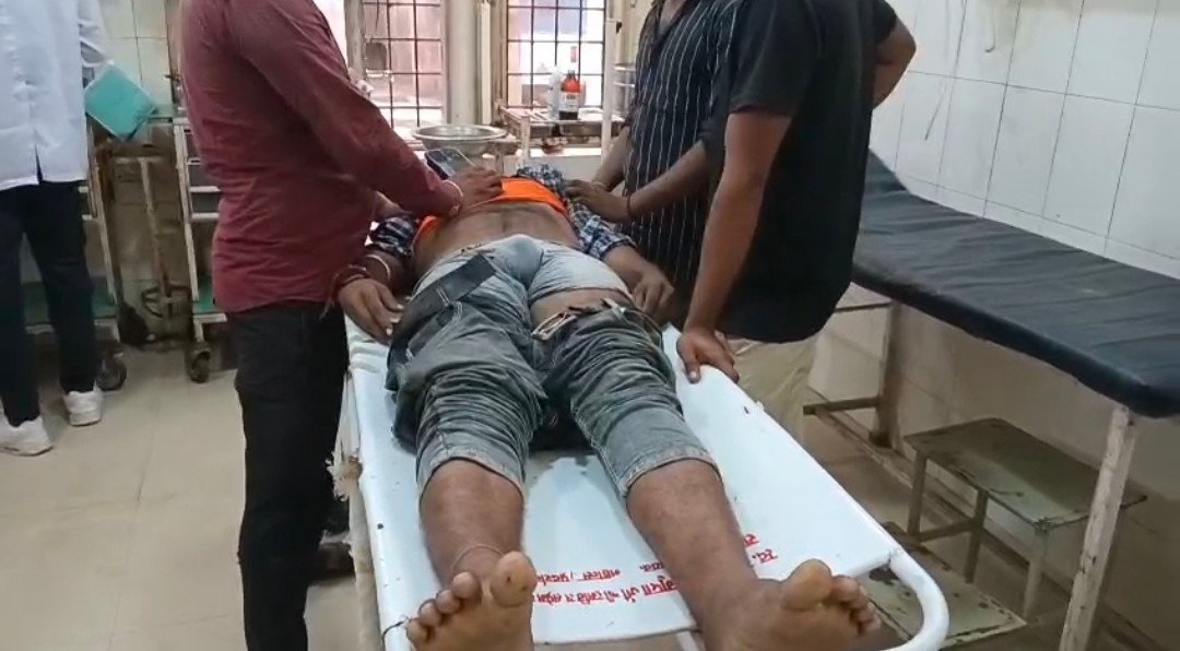 रायबरेली-सोलर पैनल लगाते समय हाई टेंशन लाइन की चपेट में आया युवक,मौत