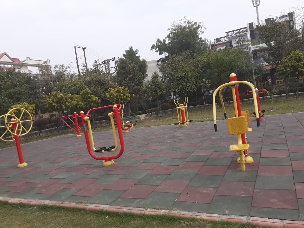 रायबरेली-शुरू होते ही खत्म हो गया निर्माण कार्य,ब्लॉक के अधिकारियों का मेल,या फिर कुछ और खेल