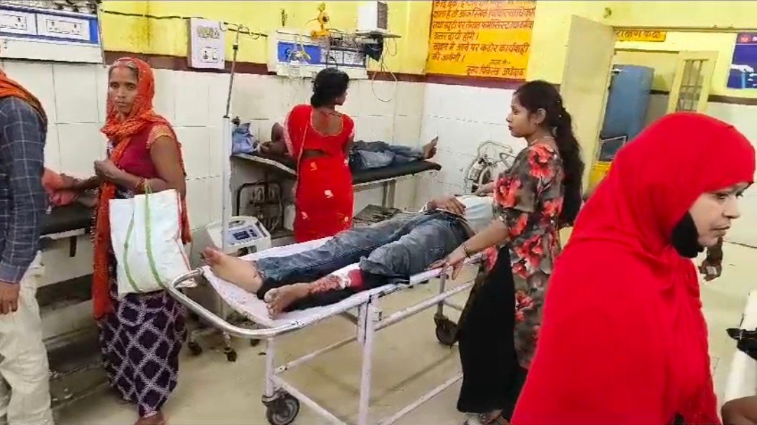 Raibareli- प्रेम विवाह से नाराज लड़की के परिजनों ने युवक पर किया हमला