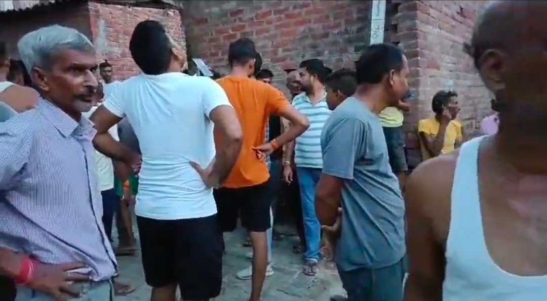 Raibareli-मृतका के पति के साथियों पर गैंगरेप व हत्या का आरोप