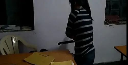 खाने देने के लिए खोलते थे कमरा... फिर जो भी आता नोचता था जिस्म, एक महीने तक दरिंदगी, फफक पड़ी वो