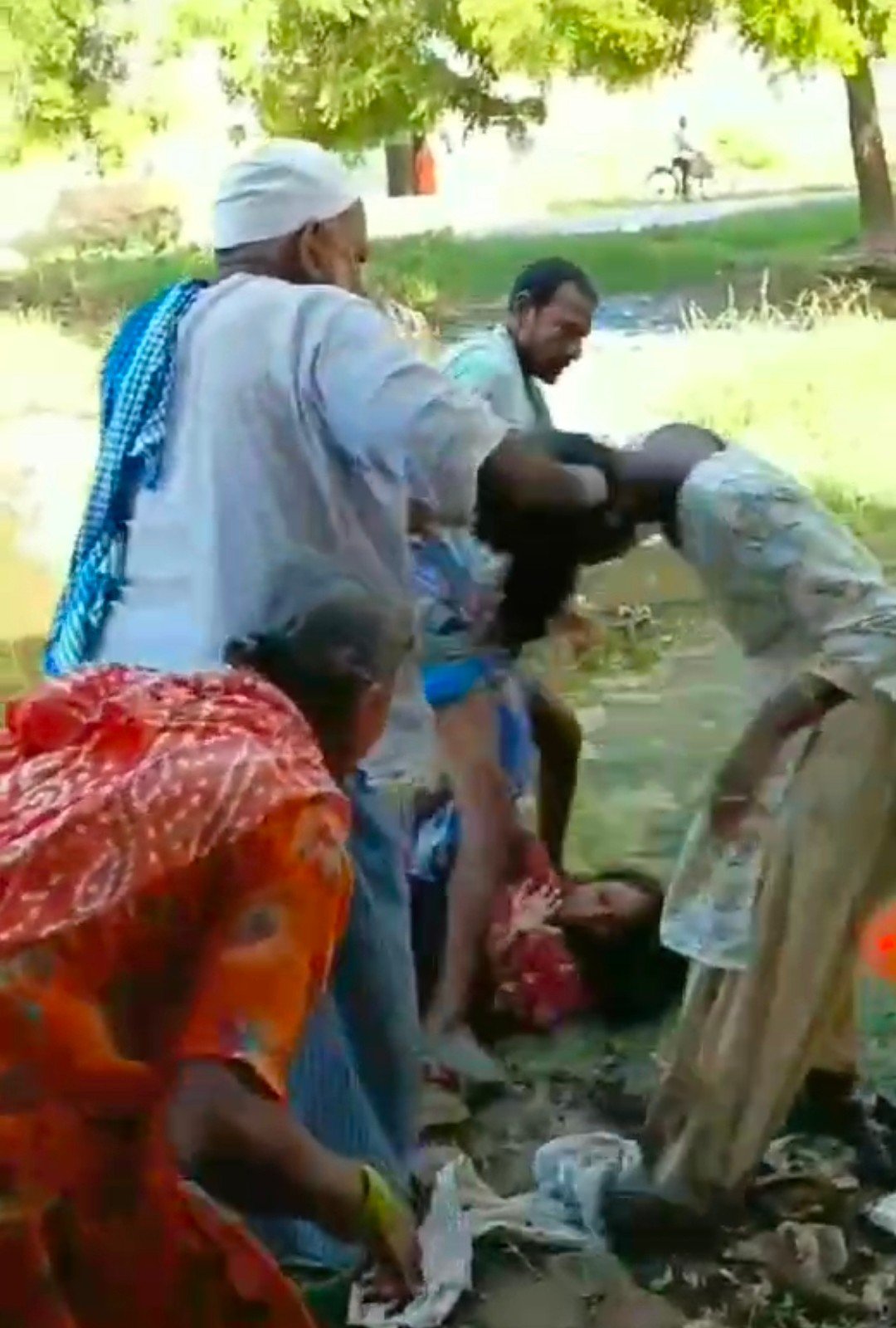 रायबरेली में दबंगों को नहीं रहा पुलिस का खौफ