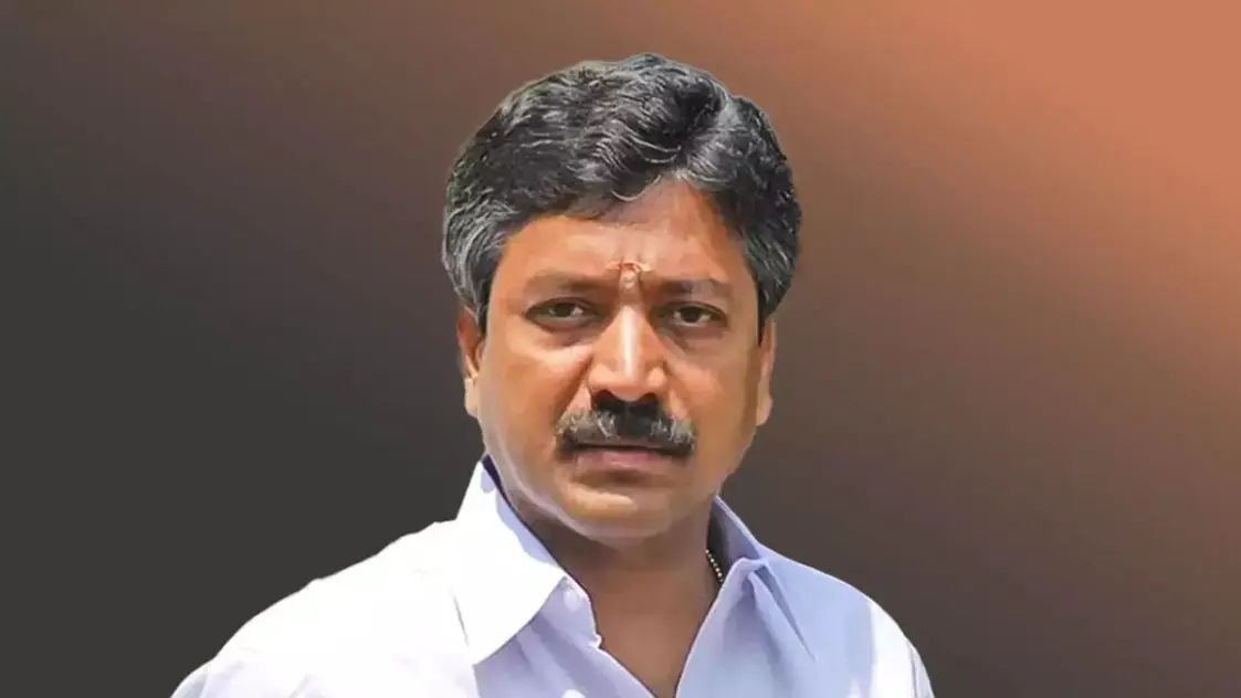 वोट के लिए मुफ्त में पत्नियां भी दे देंगे स्टालिन...', AIADMK सांसद के बयान पर मचा बवाल