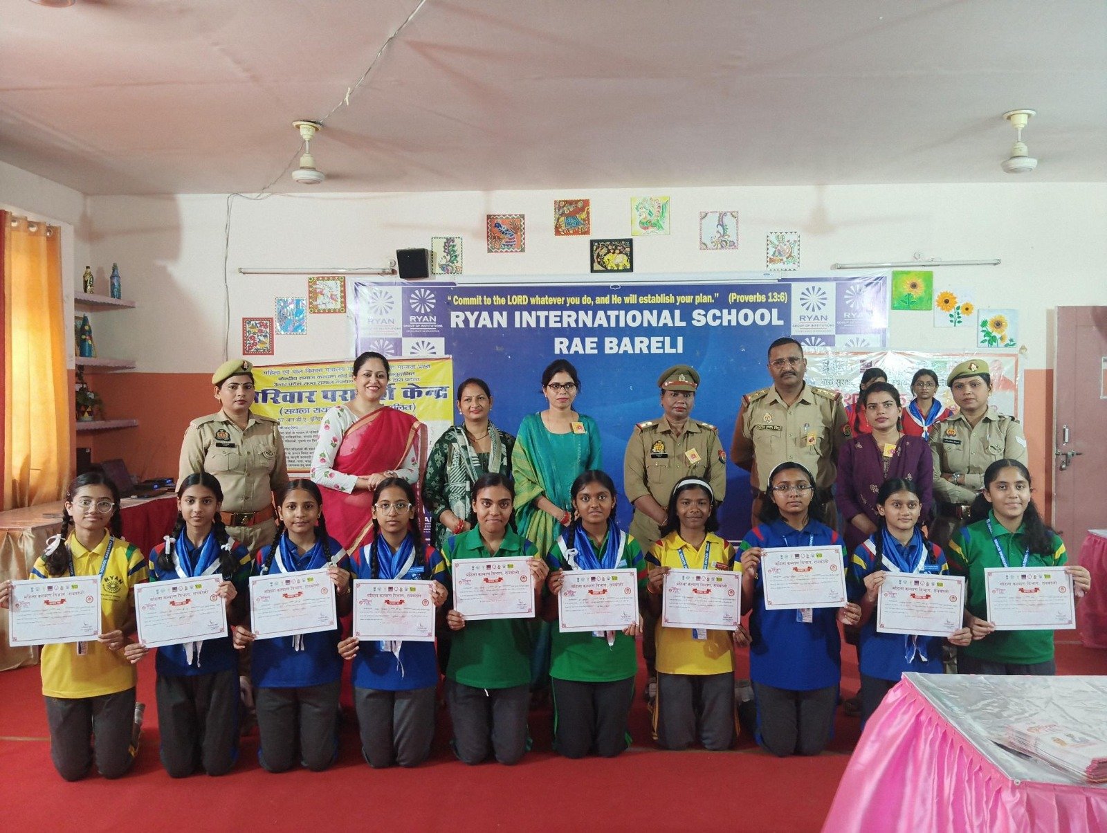 रायबरेली-मिशन शक्ति 5 के तहत बालिकाओं को किया गया जागरूक