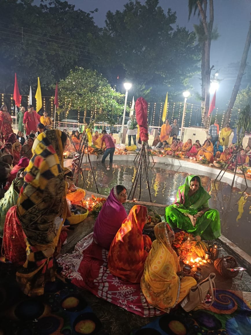 रायबरेली-एनटीपीसी  में छठ पर्व के तीसरे दिन शाम को कोसी भराई के कार्यक्रम का आयोजन,,,, 