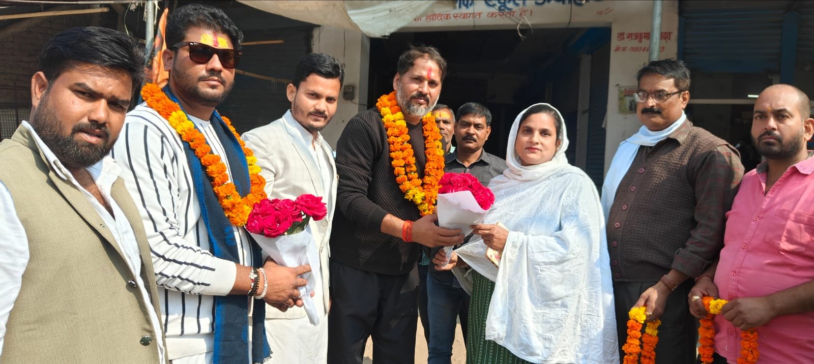 रायबरेली-गौरक्षा पर पूर्व चेयरमैन ने दिया समर्थन , यात्रियों का किया स्वागत,,,,, 