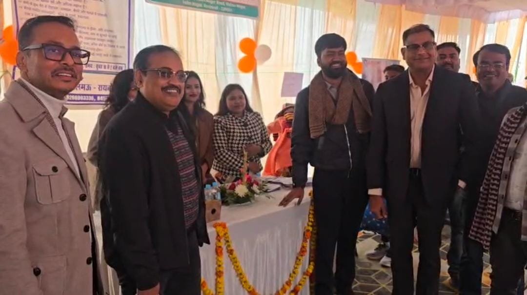 रायबरेली जिले में लगा सबसे बड़ा निशुल्क विशाल शिविर,समाजसेवी विकास सिंह के नेतृत्व में शिविर का हुआ आयोजन