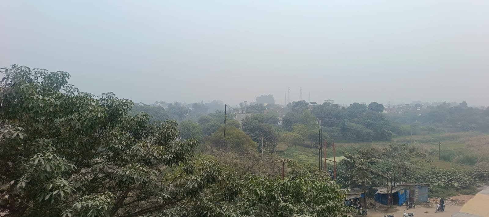 रायबरेली-ऊंचाहार में दिन भर सूरज रहा नदारद, सर्दी से कांपा जनजीवन 