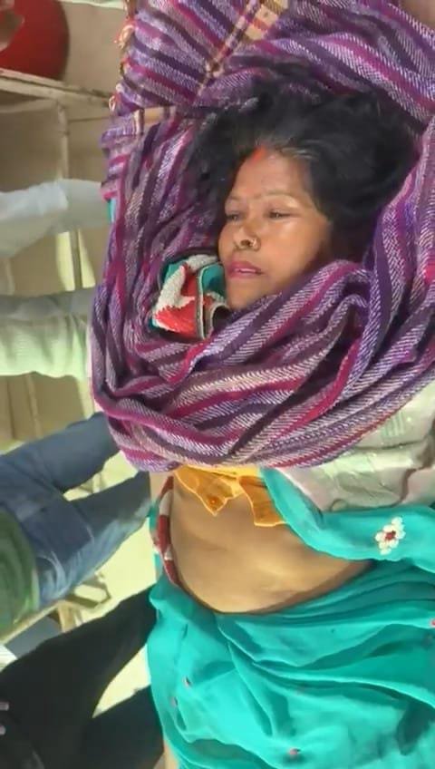 रायबरेली-अचानक अनियंत्रित होकर पलटा ई रिक्शा, दो घायल