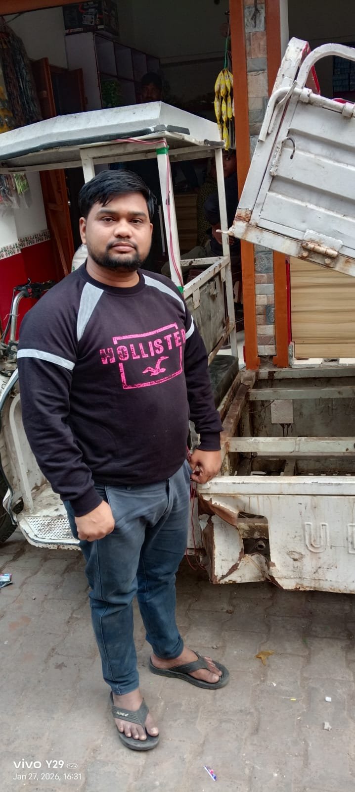 रायबरेली-कस्बे में बैटरी चोरों का छाया आतंक, पुलिस की कार्यशैली पर सवाल 