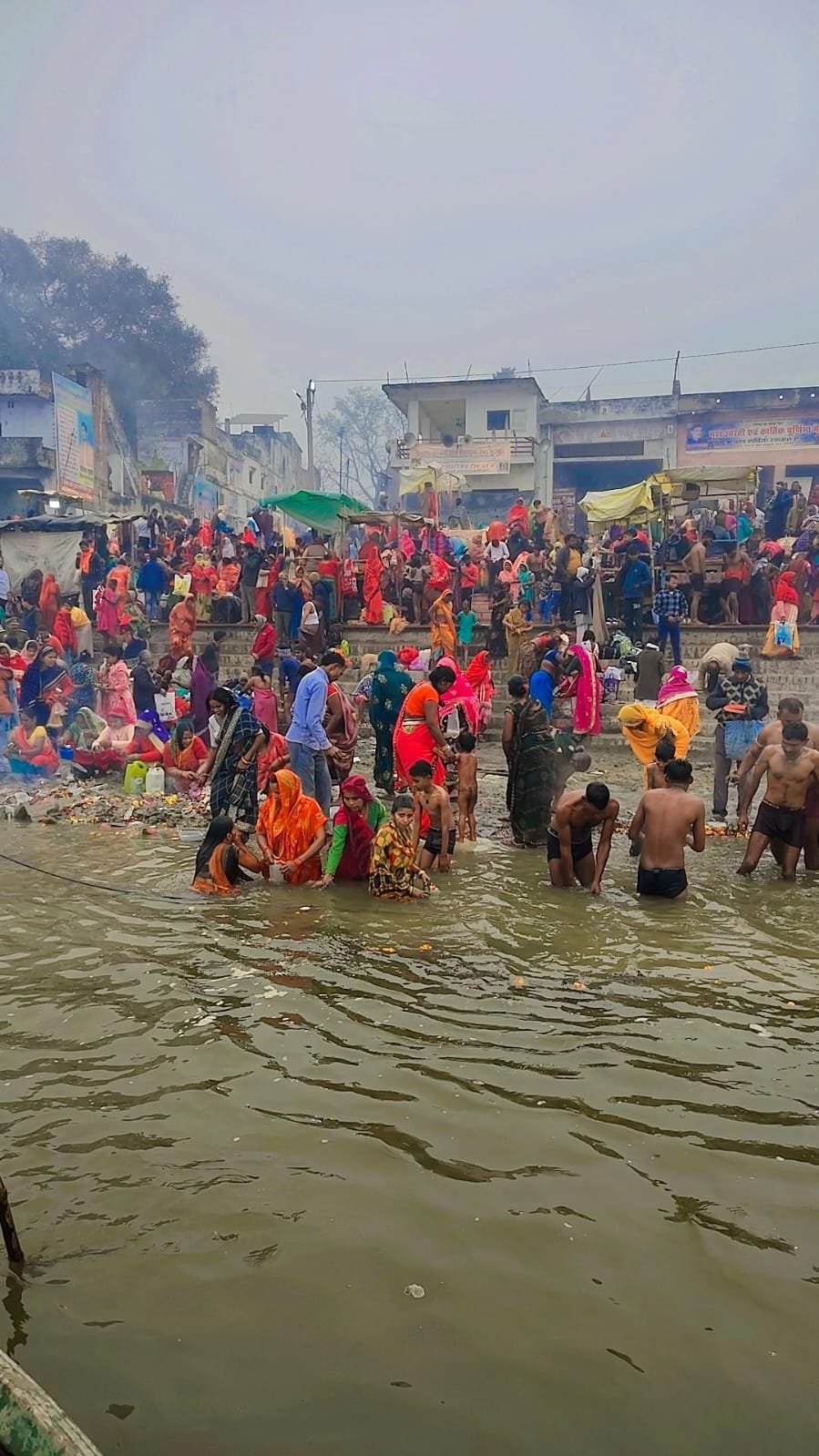 रायबरेली:माघी पूर्णिमा: गोकर्ण तीर्थ गोकना घाट पर उमड़ा जनसैलाब, महाआरती के बाद शुरू हुआ आस्था का महापर्व,,,, 