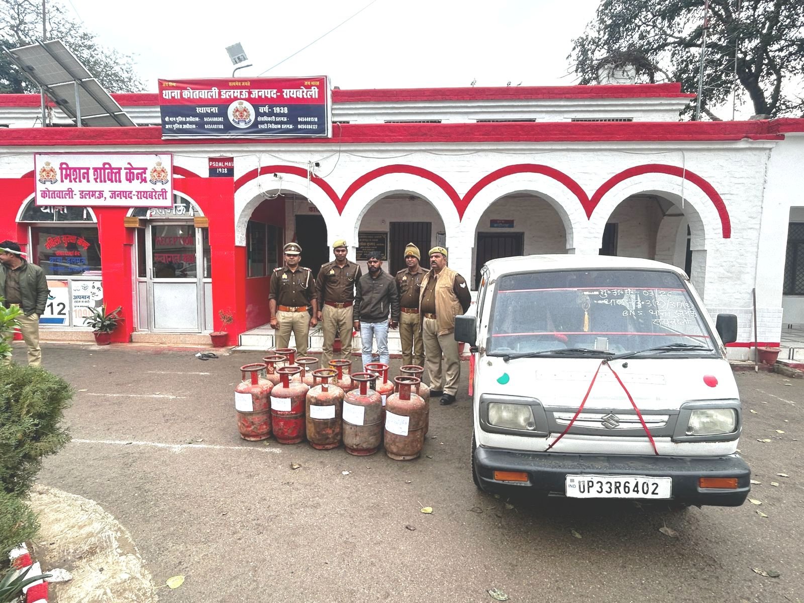 रायबरेली-चोरी के सिलेंडर के साथ अभियुक्त गिरफ्तार 