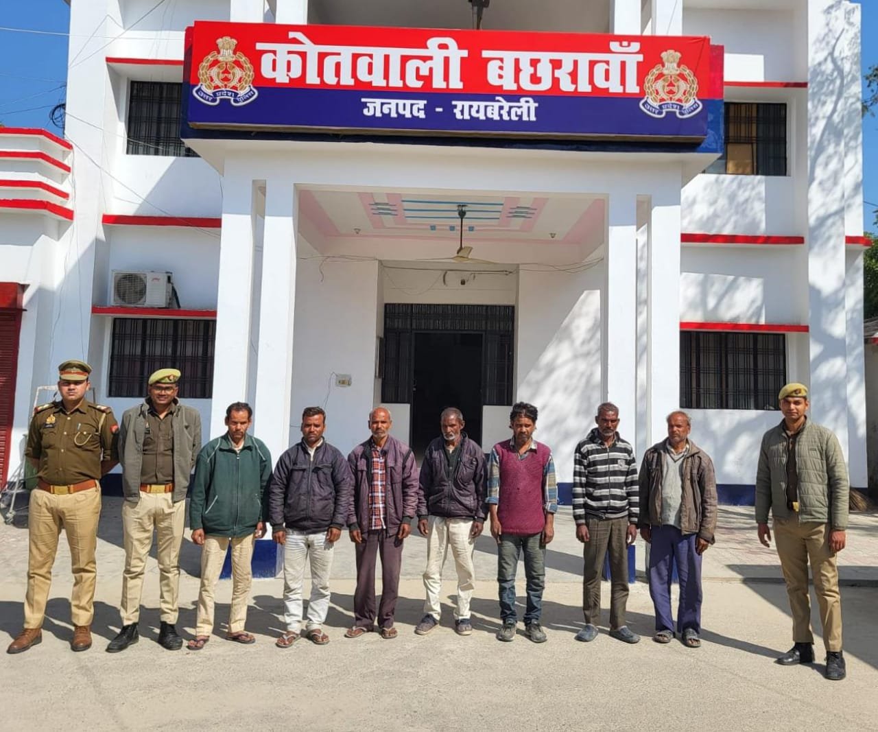 रायबरेली-सात वारंटी अभियुक्तों को गिरफ्तार कर भेजा गया न्यायिक अभिरक्षा में