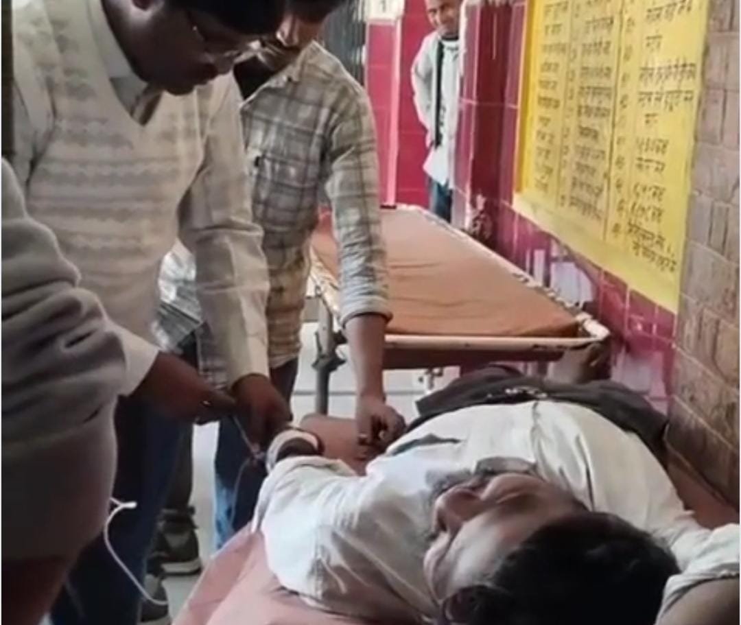 रायबरेली:पट्टी रहस कैथवल गांव निवासी एक युवक नें परिजनों से नाराज होकर खाया जहरीला पदार्थ,,, 