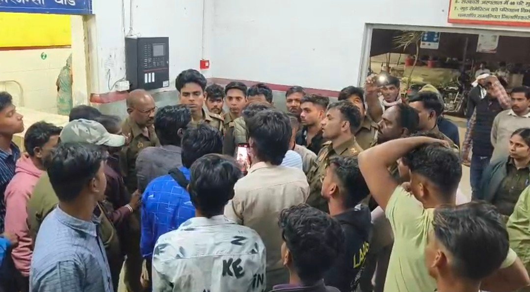 रायबरेली: शिवगढ़ सीएचसी में महिला की मौत के बाद हंगामा, इंजेक्शन लगाने का आरोप