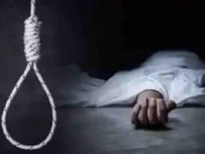 Raibareli-पेड़ पर फांसी के फंदे से लटकता मिला शव