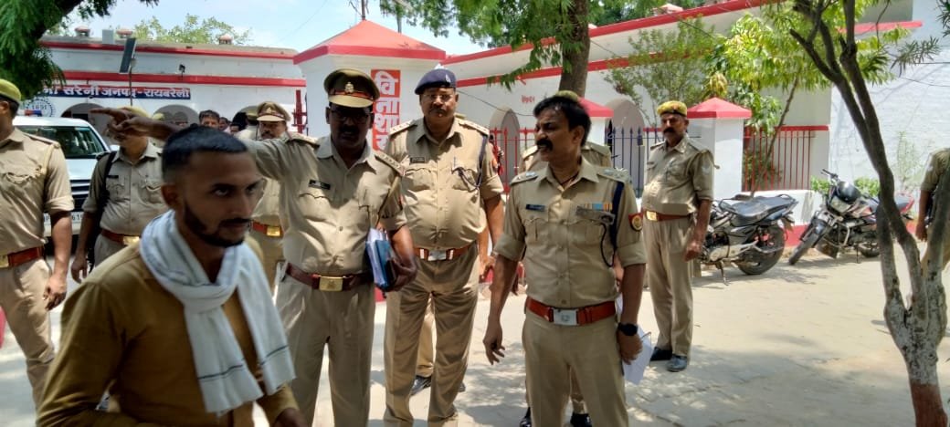 Raibareli-पुलिस अधीक्षक ने कोतवाली सरेनी का किया औचक निरीक्षण*
