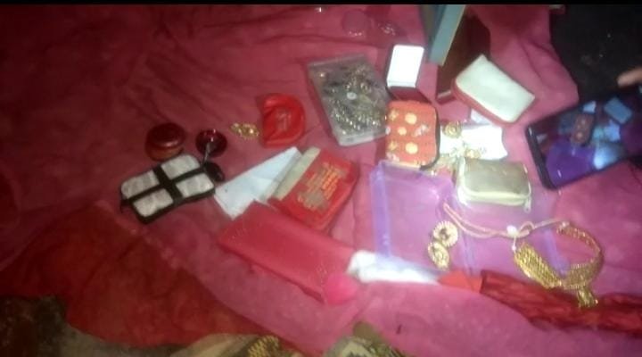 Raibareli-मूकदर्शक बन चोरियों की गणना करने में लगी लालगंज पुलिस*