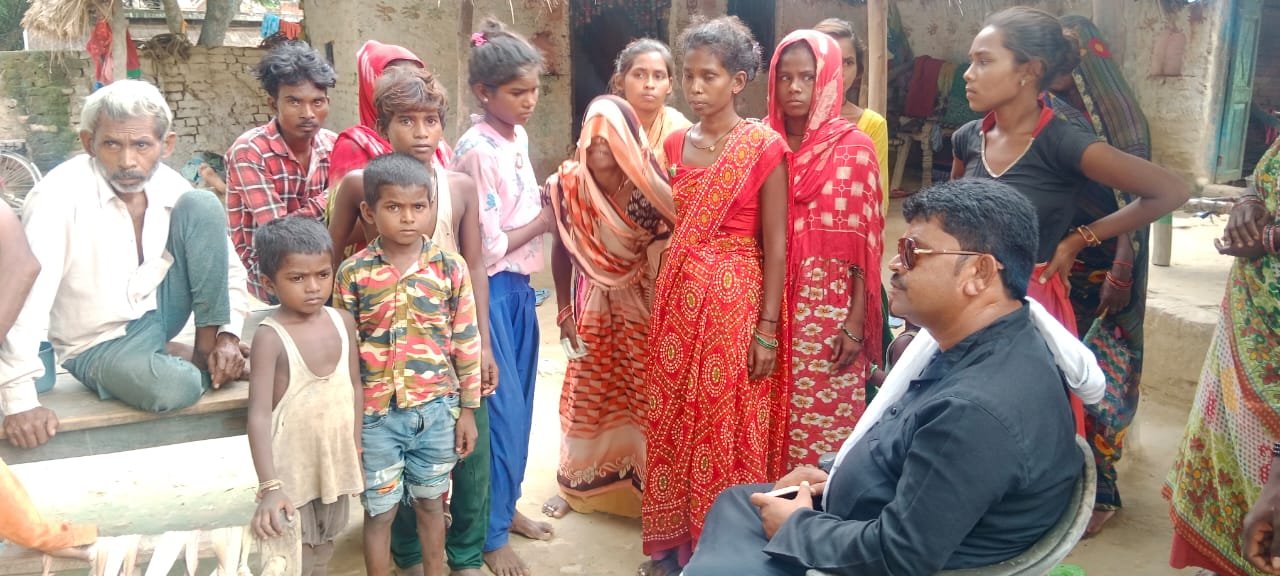 Raibareli-समाज के सभी लोगों को बढ़-चढ़कर गरीबों की करनी चाहिए मदद मोहम्मद  कसीम उर्फ शानू मोटा