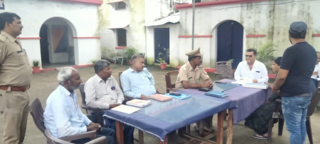 रायबरेली-थाना समाधान दिवस में कोतवाल ने सुनीं फरियादियों की फरियाद*