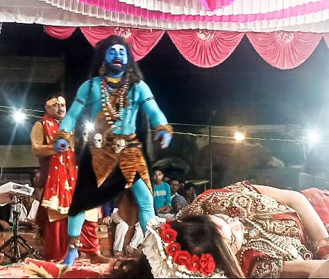 Raibareli-जय संतरी देवी मंदिर में विशाल जागरण का हुआ आयोजन*