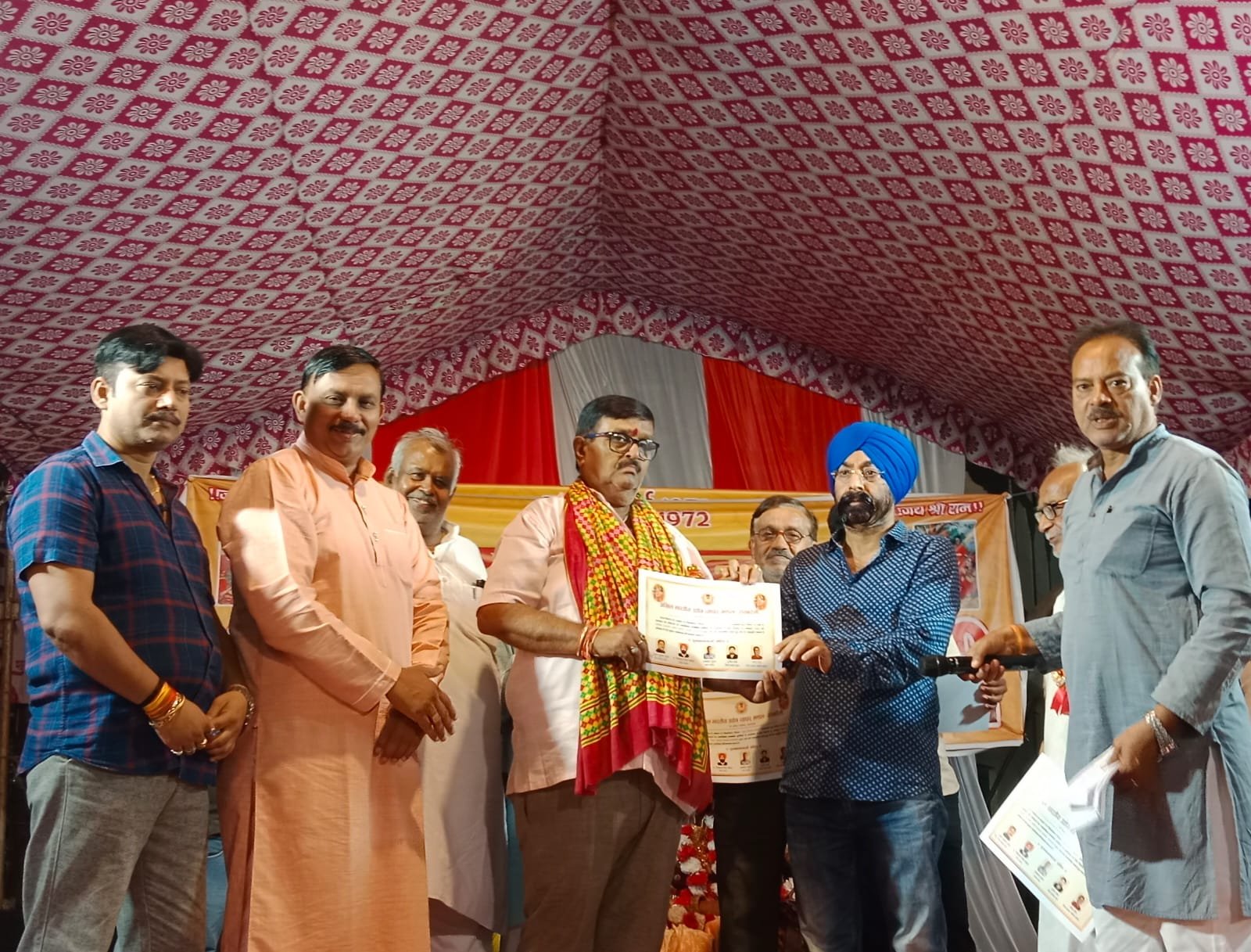 रायबरेली-स्वर्णिम भरत मिलाप उत्सव पर पदाधिकारियों का सम्मान