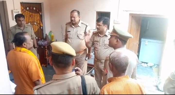 Raibareli-चोरों ने एक घर को बनाया निशाना,लाखों की चोरी की वारदात को दिया अंजाम*